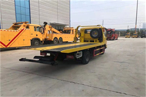 定结非事故拖车