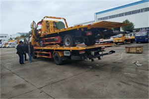 定结同城汽车补胎